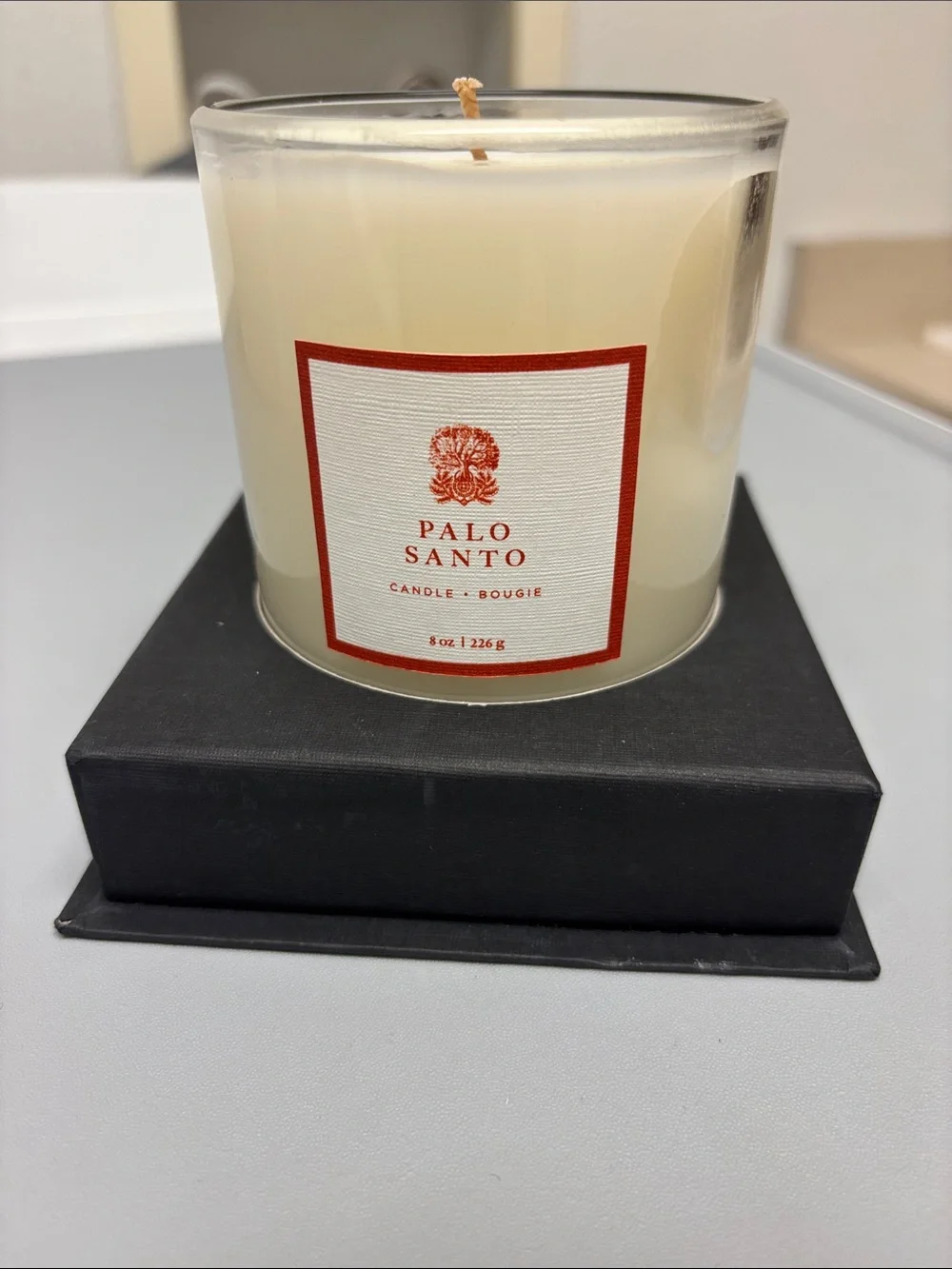 NIB Pottery Barn Palo Santo Candle – Cream in Glass Jar